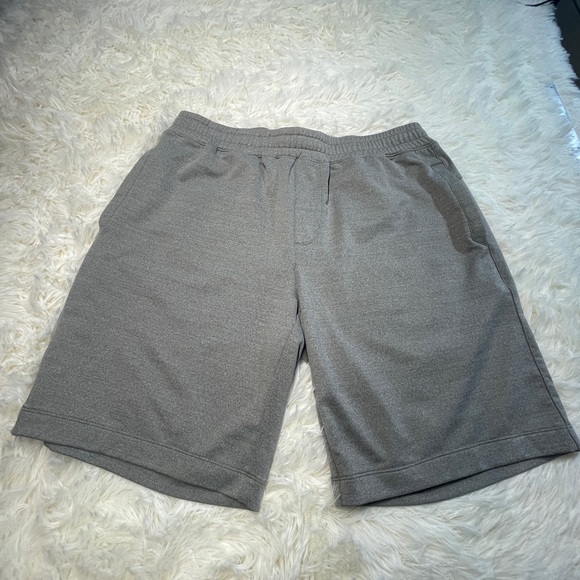 RHONE Other - Men's Rhône Never Worn Gray Athletic Shorts Size L Drawstring Waist w pockets